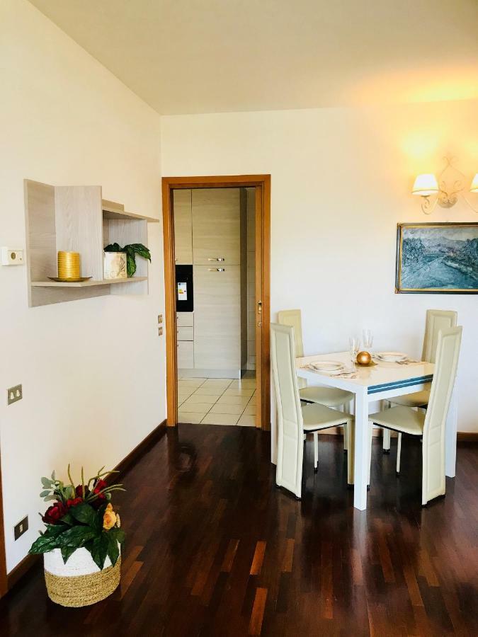 Chic Panoramic Apartment ベルガモ エクステリア 写真