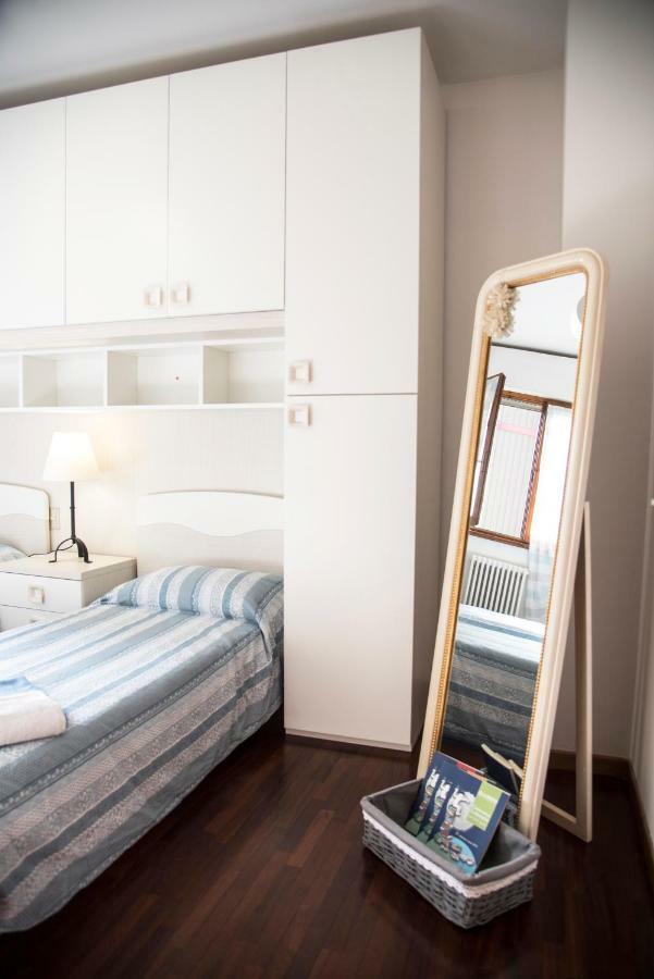 Chic Panoramic Apartment ベルガモ エクステリア 写真