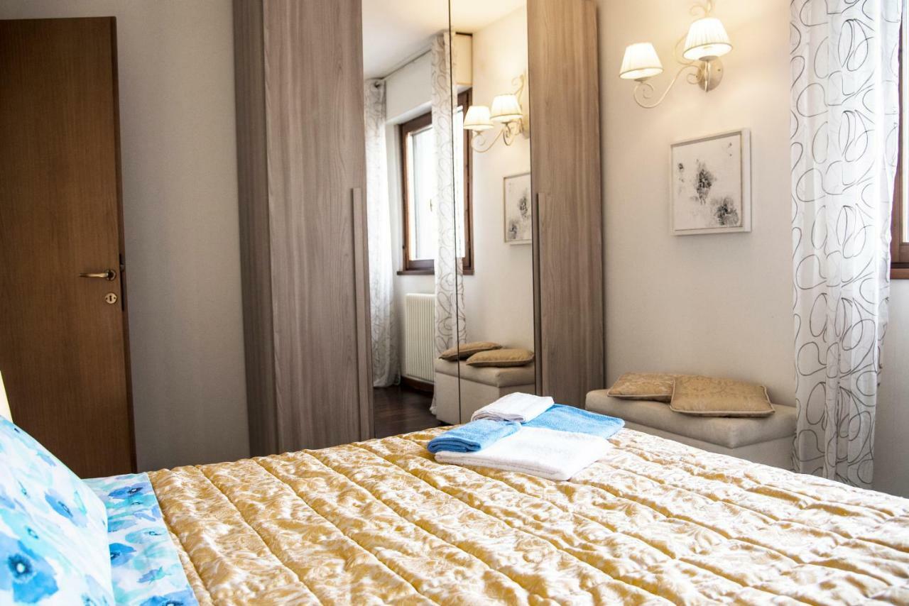 Chic Panoramic Apartment ベルガモ エクステリア 写真